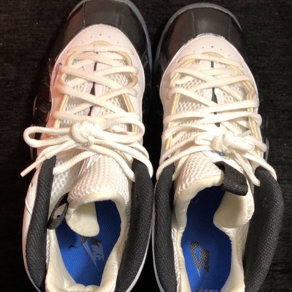 Nike sneakers - Picture 2 of 5